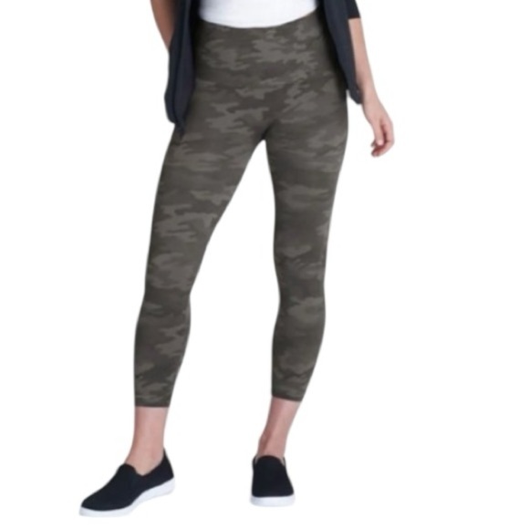 NWT SPANX sage Camo  cropped Women's Leggings - Picture 1 of 5